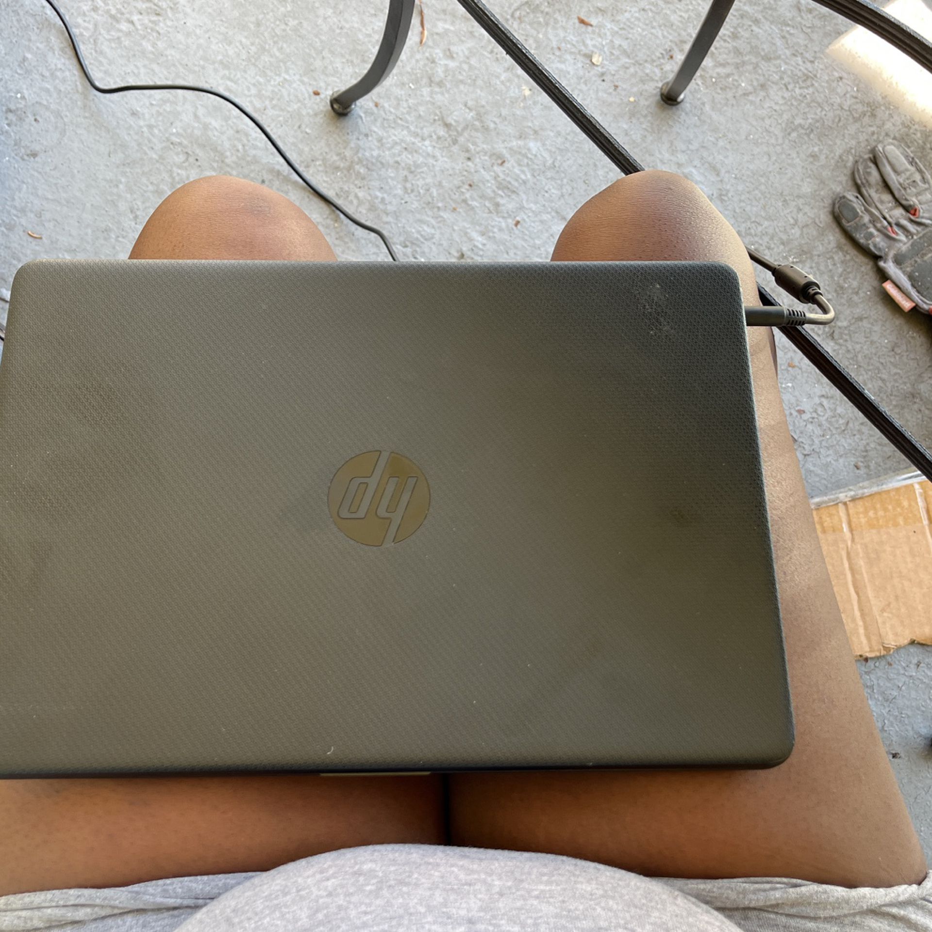 HP LAPTOP W/ Charger