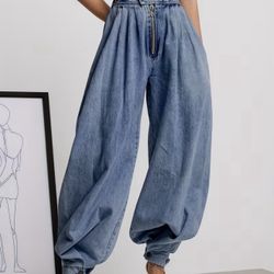 Loose-fit Jeans - Fits Like Women’s Size 25 Or 26