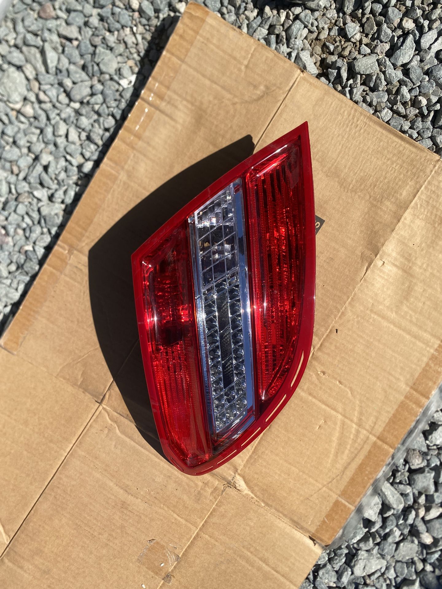 2008-2011 C300 LH TAILLAMP