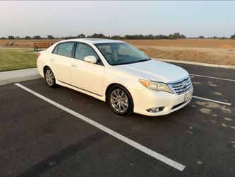 2011 Toyota Avalon