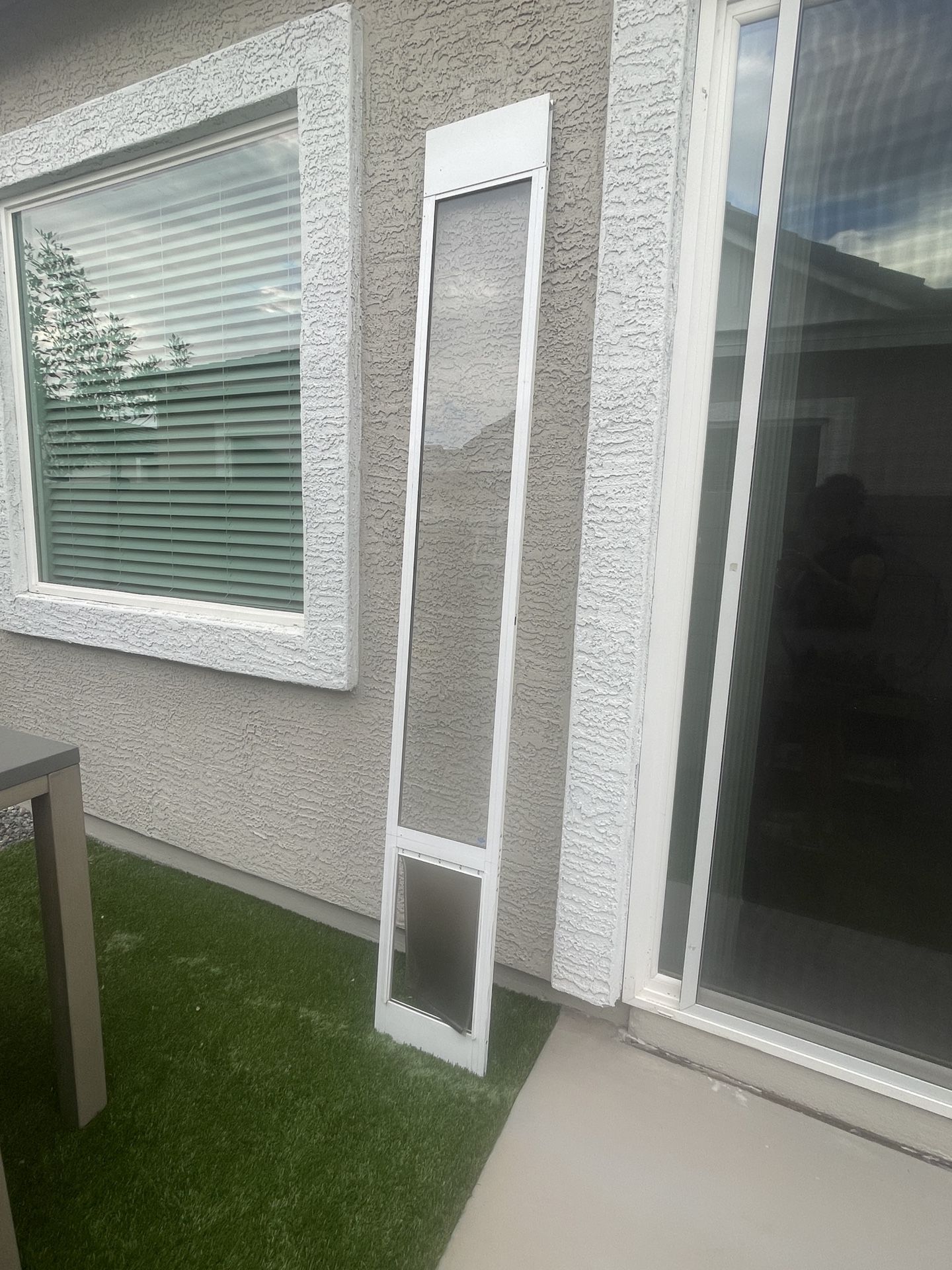 Medium Pet Safe Sliding Glass Pet Door
