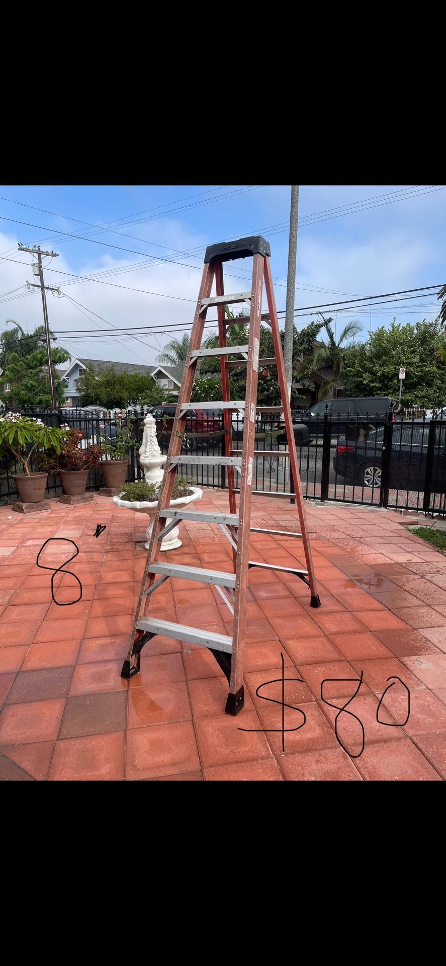 Excelente condition, Difference sizes fiberglass ladders