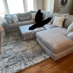Couch / Ottoman 