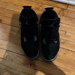 Jordan 4s