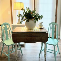 Antique Drop Leaf Table 2 Chairs