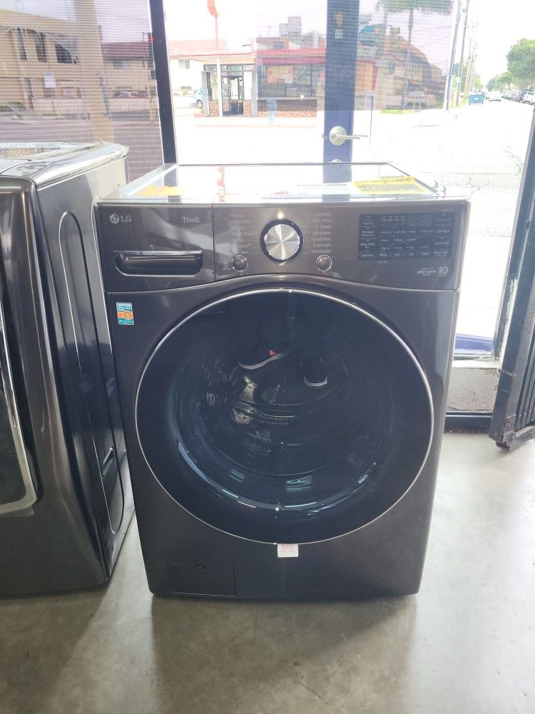 Washer LG Mega Capacity Front Load 5.0 Cubic. Feet.