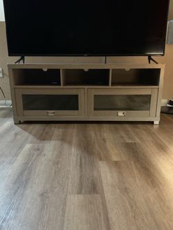 Tv stand