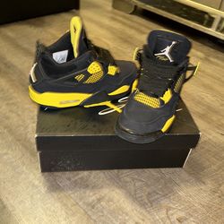 Jordan 4 Both For 620$
