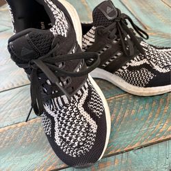 Adidas Performance Ultraboost size youth 4, available in Joliet area too
