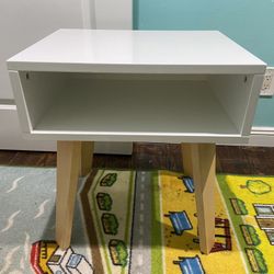 Crate&Barrel Kids Nightstand Or Desk