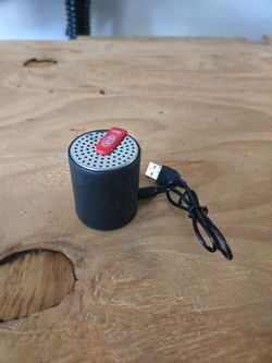 Mini speaker With USB cord