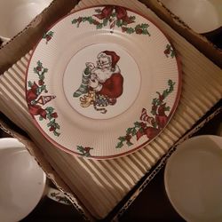 Complete Christmas Dish Set