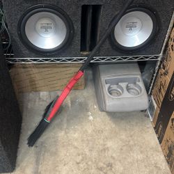 Polk Audio 10,s In Ported Box.   Works Great.  