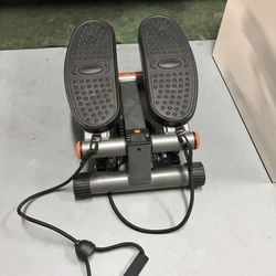 Mini stepper exercise machine 