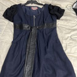 Very nice wool black dress with real leather belt