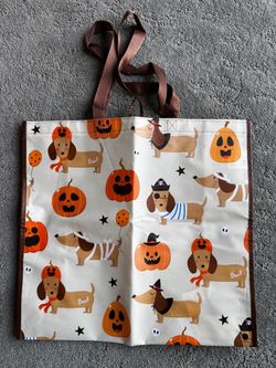 Large reusable Kohl’s shopping bag - Halloween dachshunds