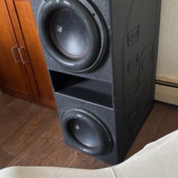 speakers 12