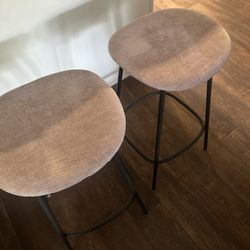 2 West elm Modern Petal backless Counter Stools
