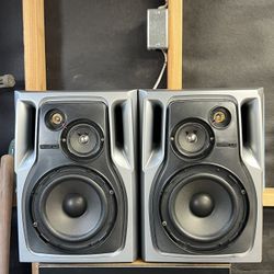 Speakers 
