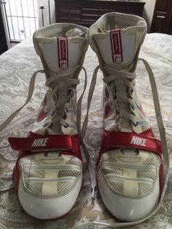 Boxing shoes