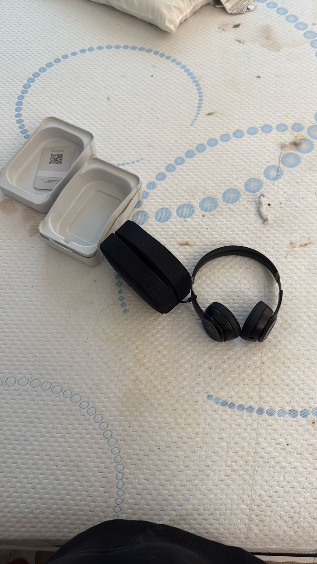 Beats Solo 4