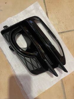 Infiniti Q50 Sport Fog Light Bezel Gloss Black Rh Side
