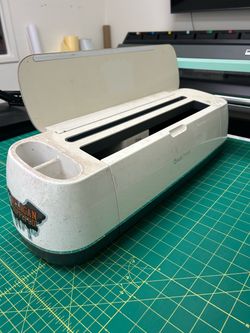 Cricut Maker Cutting Machine