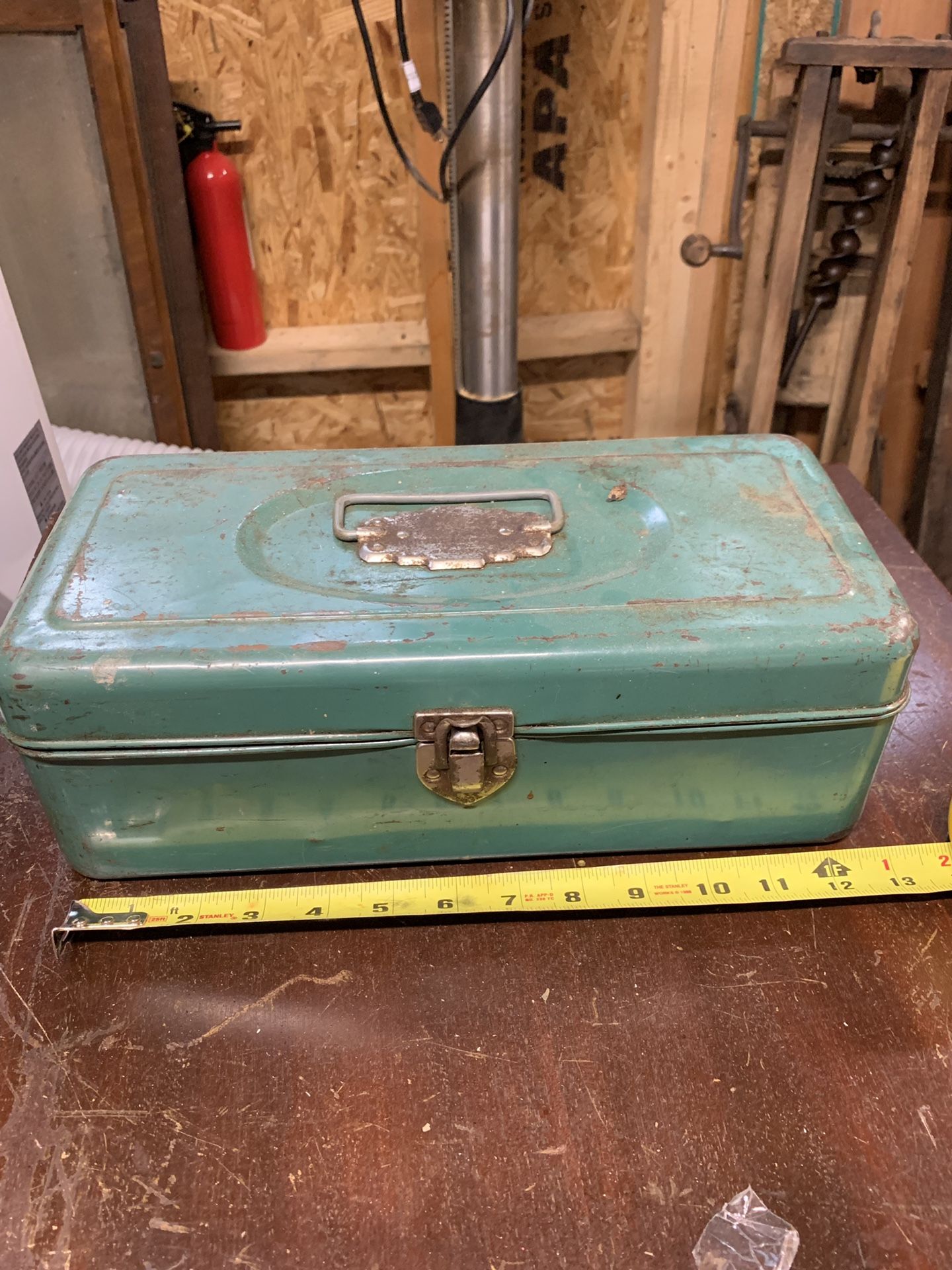 Tool box fishing small metal-Empty