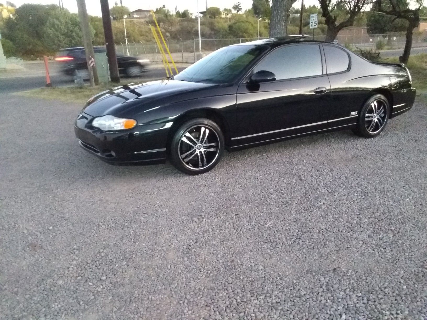 2005 Chevrolet Monte Carlo