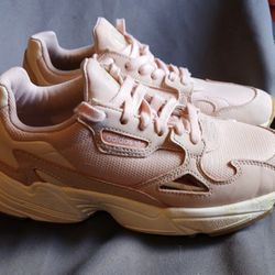 Light Pink Size 9 ADIDAS 