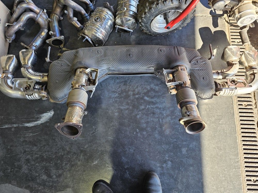 OEM GM Chevy Corvette C8 HTC Complete Exhaust