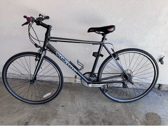 Vilano hybrid mountain bike