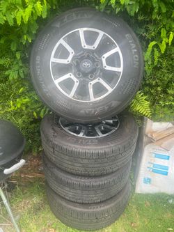 Toyota Tundra 2014-2021 OEM Rims and Tires set of 4