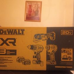 DEWALT 20V MAX XR 3-Tool Combo Kit — BRAND NEW (DCK350T2)
