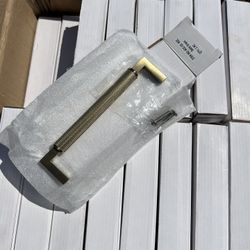 Satin Brass tCabinet Pulls – Brand New (31 Pieces)