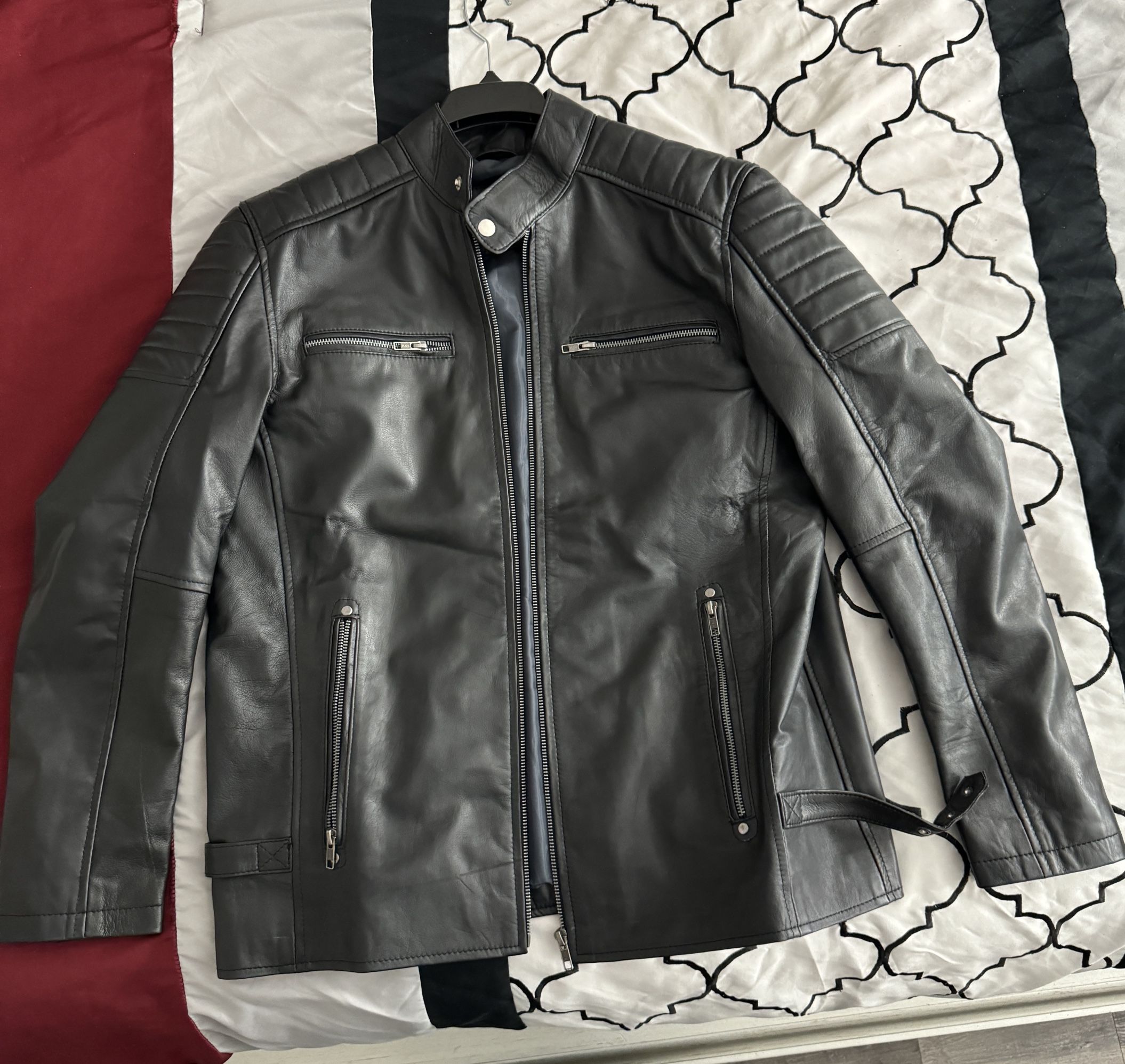 Leather Jacket. Chamarra De Piel.