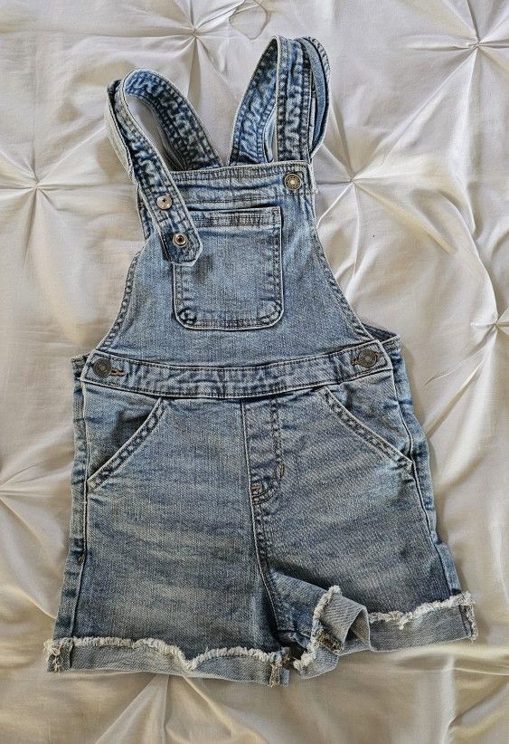 Girls 5T shorts overalls