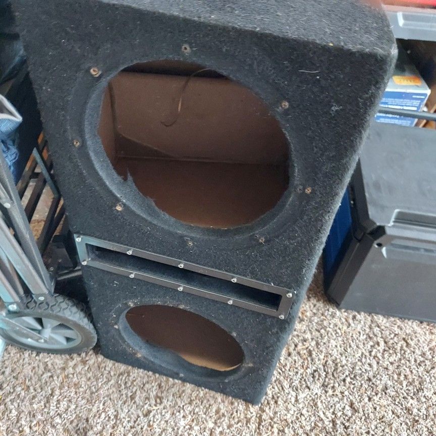 A sub box for 10 inch subs. And great shape