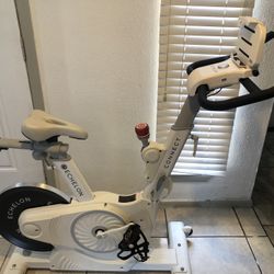 Echelon Smart Connect Ex3 MAX Indoor Exercise  Bike