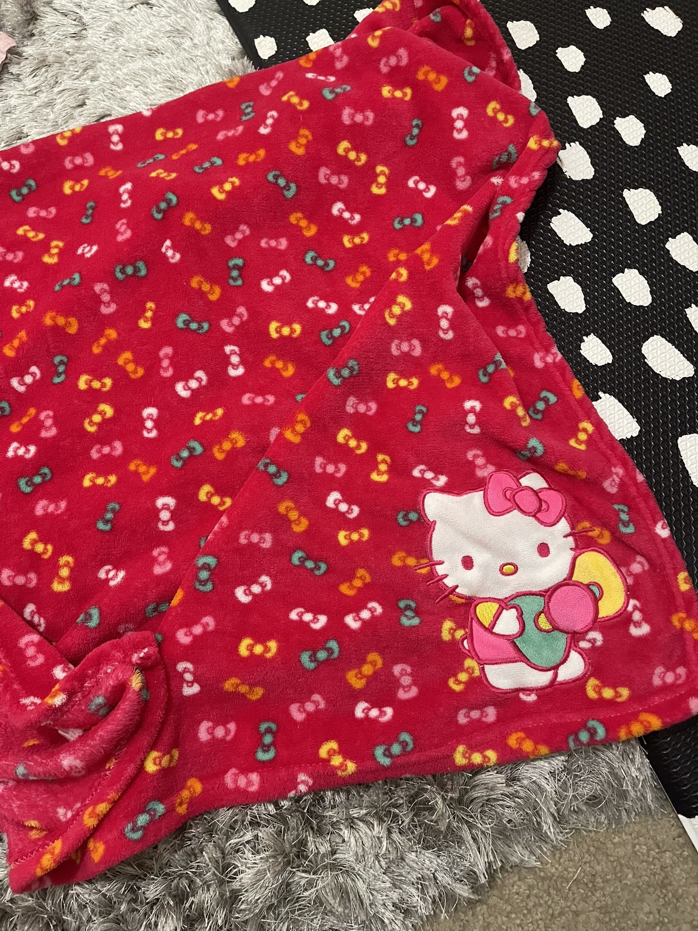 Hello Kitty Baby Blanket