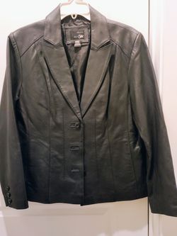 Nice Ladies Classic Clothes