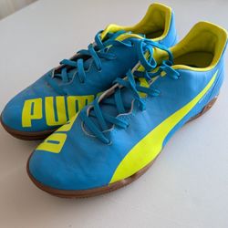 Women's Puma Running Shoes Size 6.5