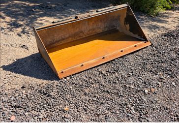 Skidsteer bucket