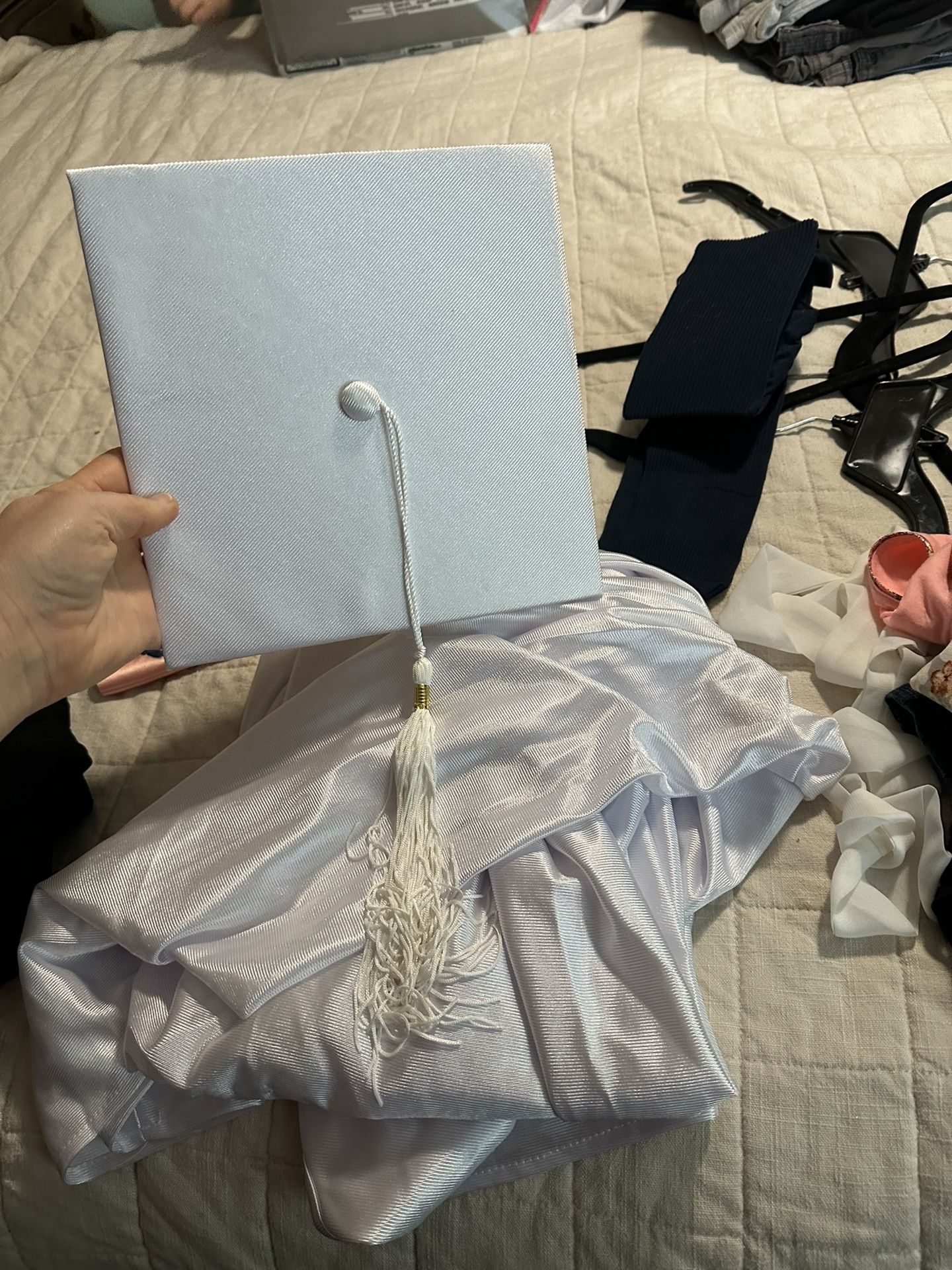 Graduation Gown (white)