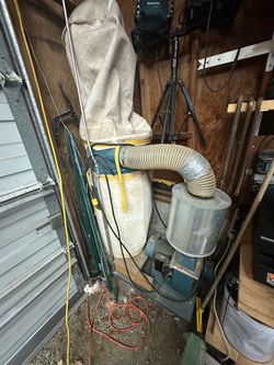 DUST COLLECTOR