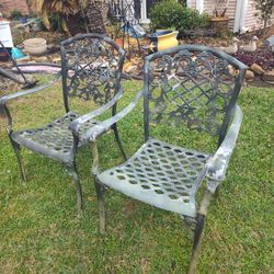 Two Very Heavy Duty Iron PATIO CHAIRS SILLAS DE FIERRO PESADO PARA Su PORCHE 
