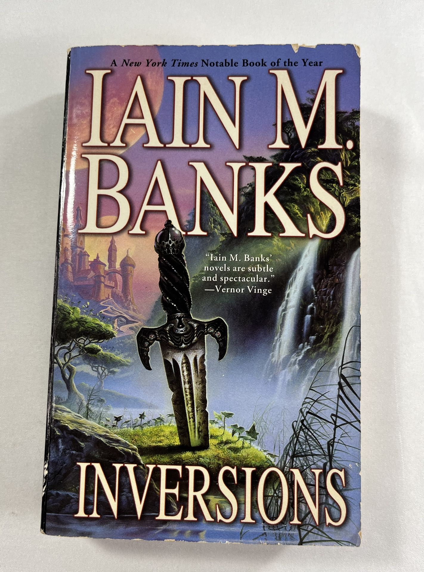 Inversions by Iain M. Banks 2001 First Pocket Book Paperback
