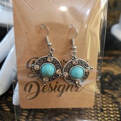 Silver/Turquoise Dangle Earrings 
