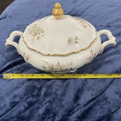 Mitterteich "CHARMING BARBARA" ~ Round Covered Serving Bowl 