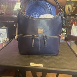 Dooney &Bourke Satchel 
